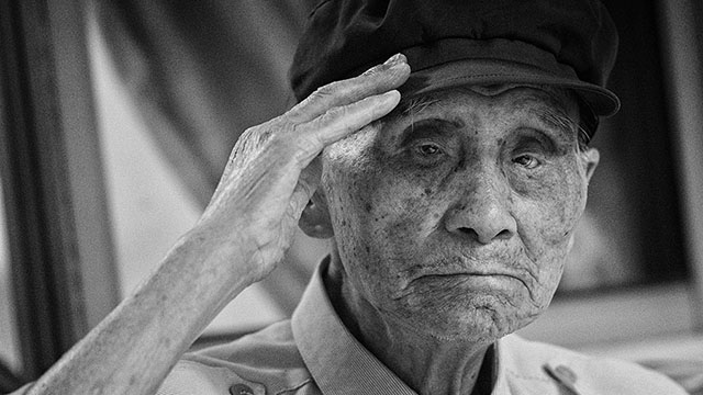 百歲紅軍的囑托｜王承登：子彈穿過(guò)頭部，軍禮依舊挺拔