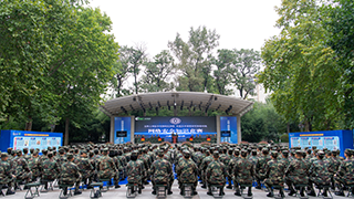 寓教于樂，走進火箭軍工程大學火熱游園現(xiàn)場
