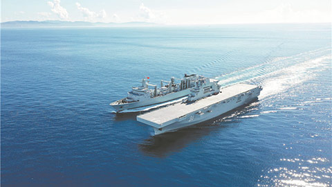 光榮與夢(mèng)想！一位兩棲攻擊艦艦長(zhǎng)與一艘戰(zhàn)艦的故事