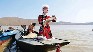 江河奔騰看中國(guó)丨“守望太陽(yáng)的民族”赫哲族逐江而興