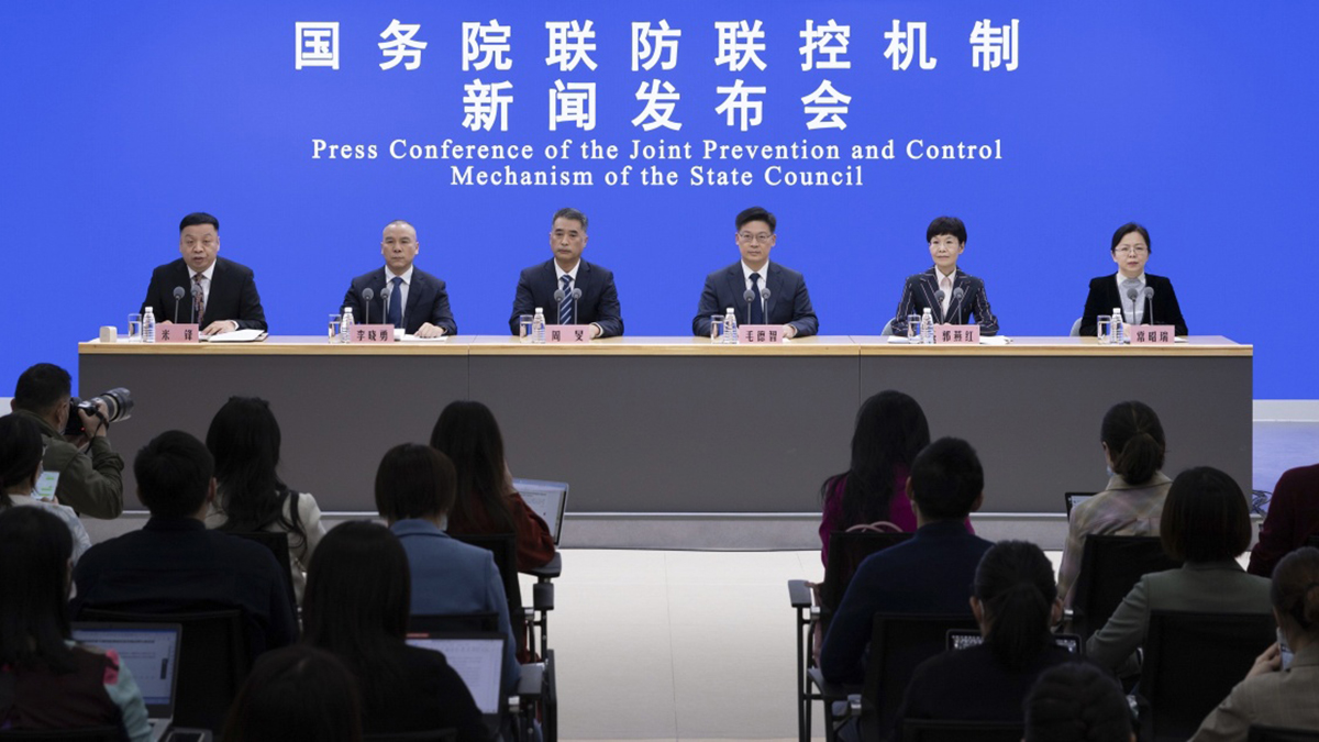 國務(wù)院聯(lián)防聯(lián)控機制：全國發(fā)熱門診、急診、在院重癥患者人數(shù)已過高峰